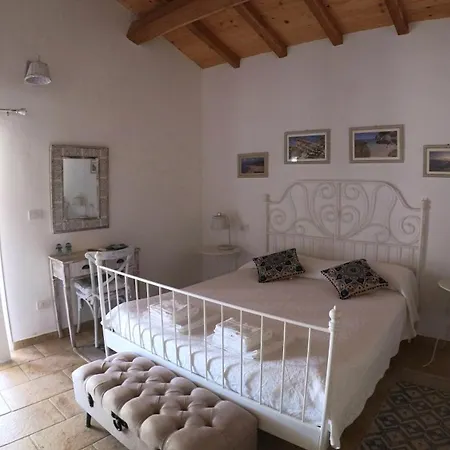Monti Russu Natural Guest house Aglientu